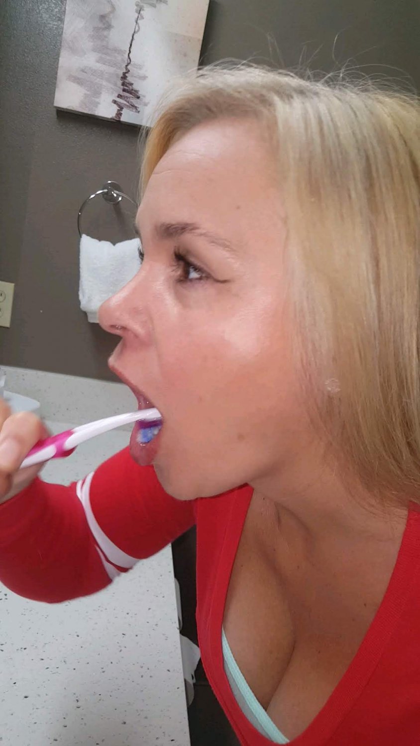 844px x 1500px - Mom brushing teeth with cum - Porn Videos & Photos - EroMe