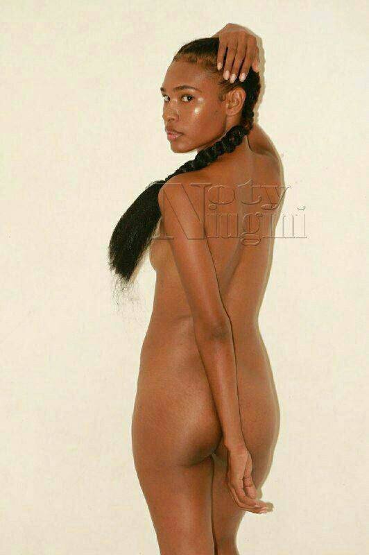 Rosa Kila #qHDsUiTS