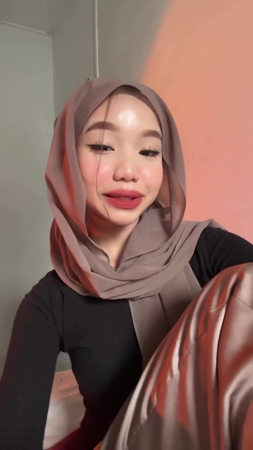 Awek padu Bahan lancap - Porn Videos & Photos - EroMe