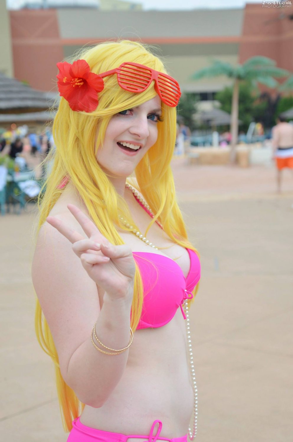 Panty Anarchy bikini cosplayer needs tributes #aGgdZAAz