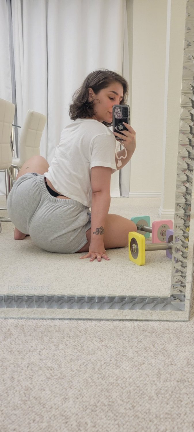 I'm Distracted #rkyK1U9p